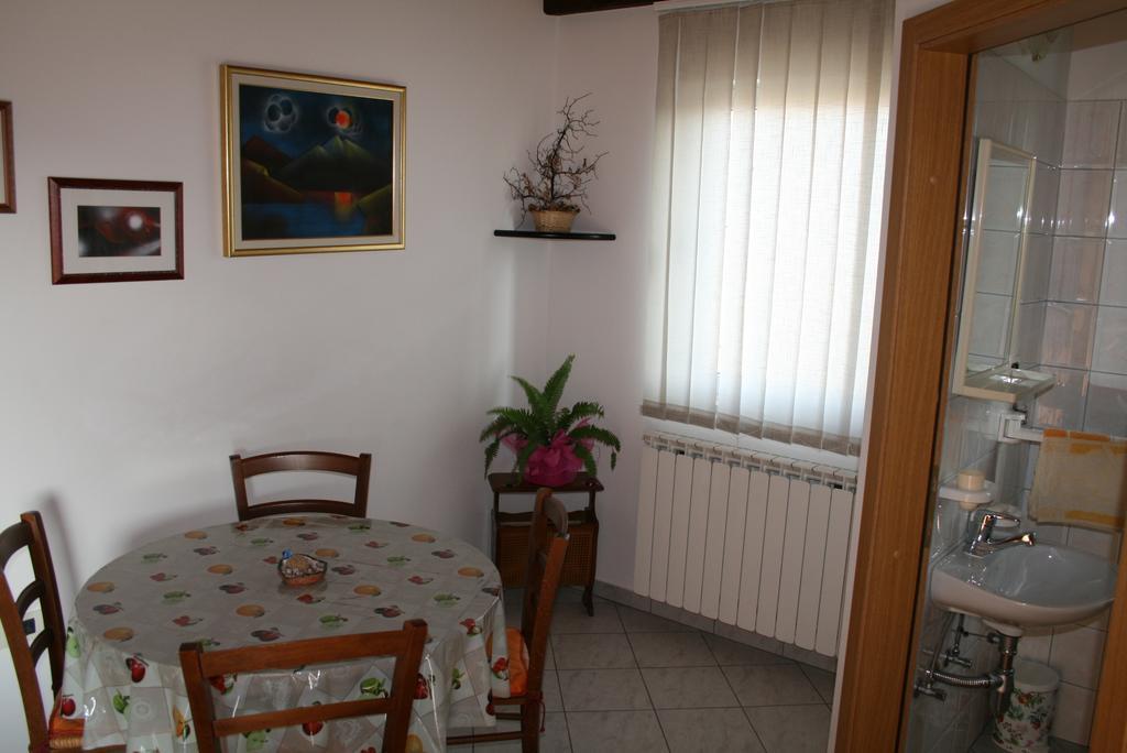 Apartment Pokrajac Rovinjsko Selo Quarto foto